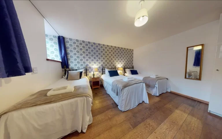 Chels Barn bedroom at Toft Estate, Peak District