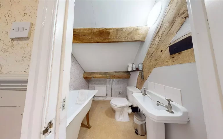 Toft Hall bathroom at Toft Estate, Peak District
