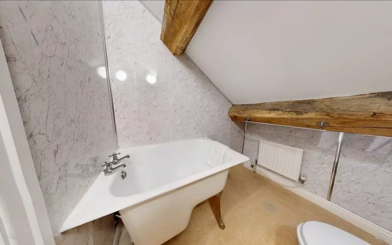Toft Hall bathroom at Toft Estate, Peak District